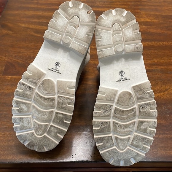 Lug sole boot - Picture 6 of 7